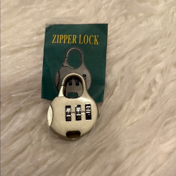 Silver Zipper Lock - Picture 1 of 3